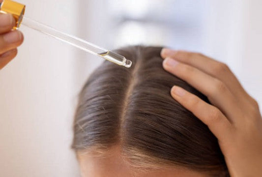 What Is Batana Oil’s Effect on Dry, Cracked Skin